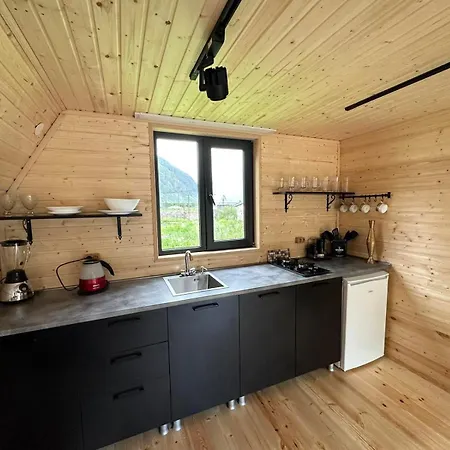 Thomas' Hut Apartment Stepantsminda Exterior photo
