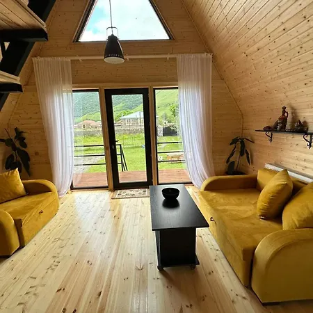 Thomas' Hut Apartment Stepantsminda Exterior photo